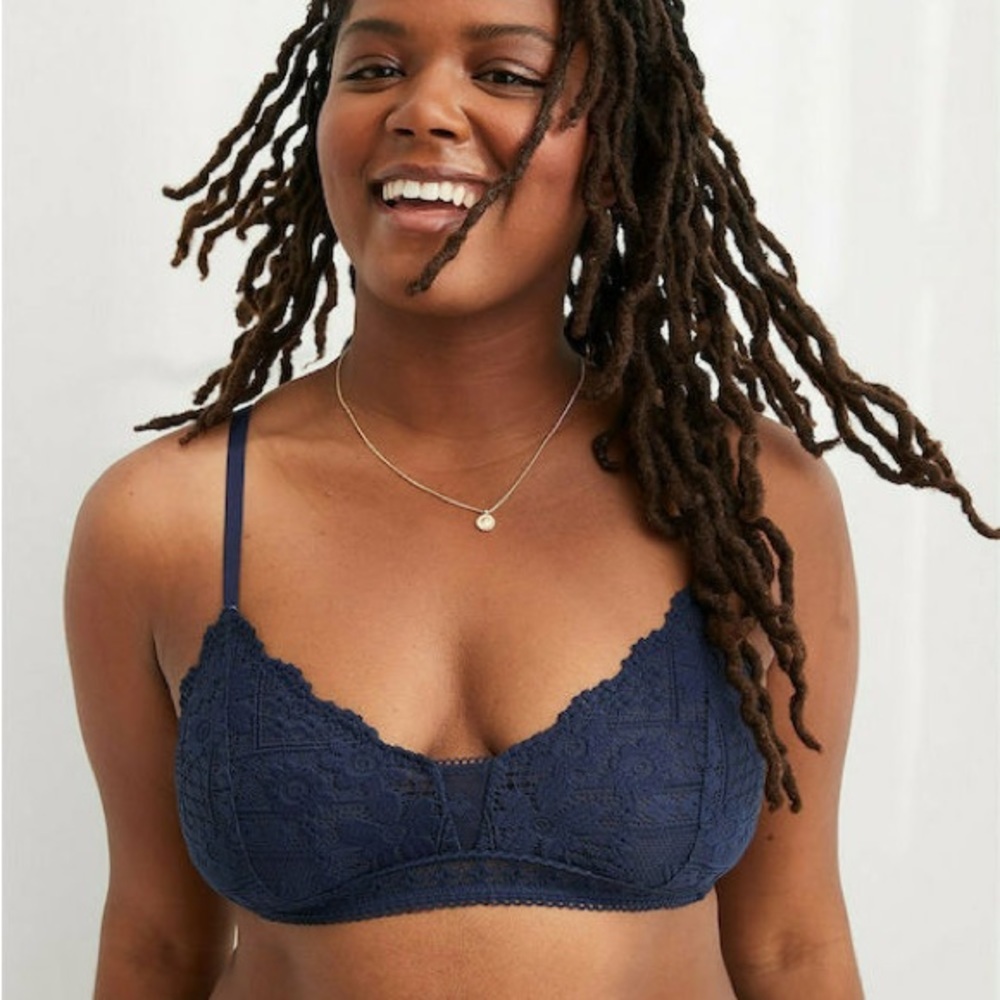 NWOT Aerie Picnic Lace Triangle Bralette